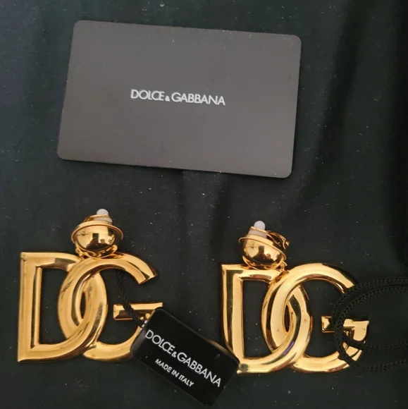 AUTHENTIC DOLCE & GABBANA OVERSIZED DG CLIP ON EARRINGS NEW - Picture 1 of 15